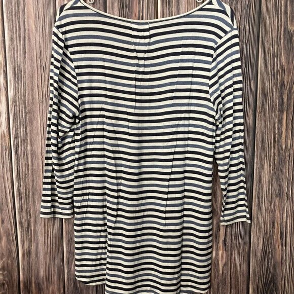 𝅺db Sunday Women’s 3/4 Sleeve Blue and White Stripe - Picture 3 of 4